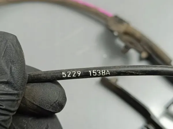 Capteur de vitesse roue ABS Mitsubishi Eclipse OEM 52291538A image 3