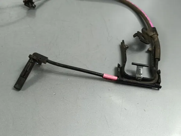 Capteur de vitesse roue ABS Mitsubishi Eclipse OEM 52291538A image 5