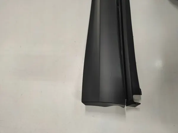 OEM 75077-78020 Oikea Takaoven Lista Lexus NX II:lle image 5
