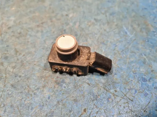Toyota Corolla E21 PDC-anturi OEM 89341-33220 image 4