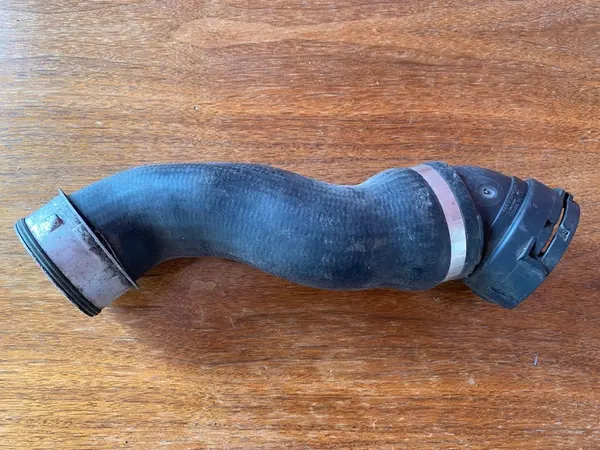 Manguera Turbo BMW E60 E61 3.0 M57 - 7797698 image 2