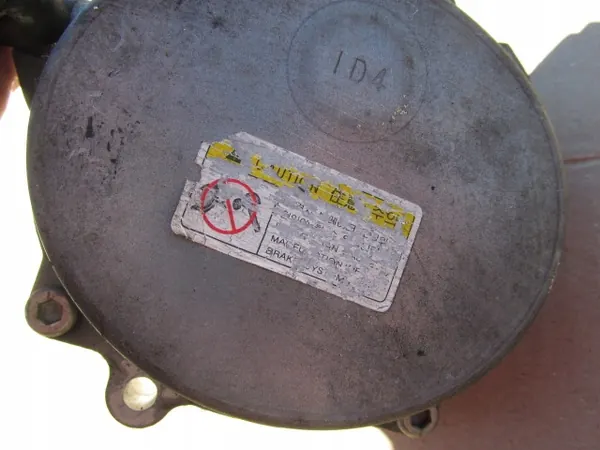 Kia Sportage III 1.7 CRDi Imupumppu 288102A500 image 6