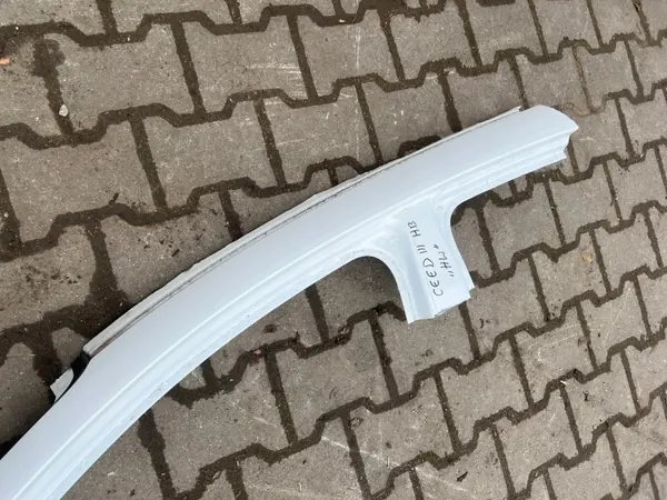 Pilier de Toit Gauche Kia Ceed III OEM CEED III HB image 5