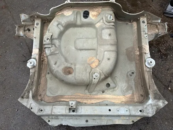 PEUGEOT 208 II Rear Bumper with AdBlue Tank image 7