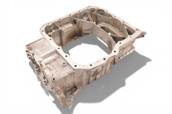 Kia Sorento Oljepanna OEM 215102F101 - Begagnad image 9