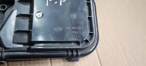 Audi A6 C6 Höger Framlyktlock OEM 4F0941158 image 4