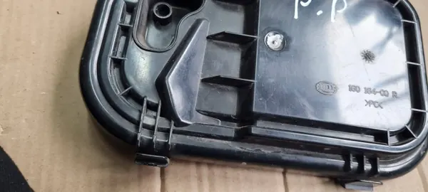 Audi A6 C6 Höger Framlyktlock OEM 4F0941158 image 5