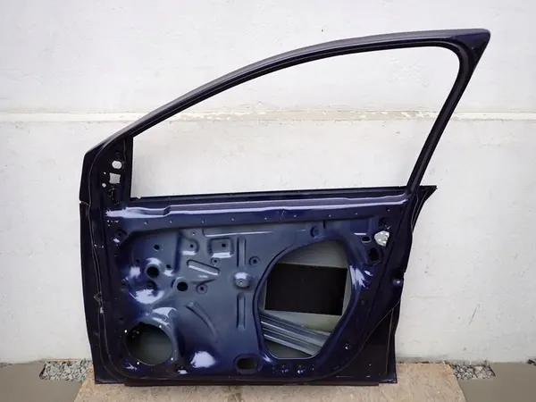 Fram Höger Dörr VW Polo 6R 6C 09- image 6