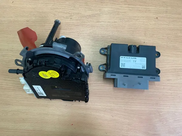 Pompe réservoir AdBlue OEM 237G00256R pour Renault image 2