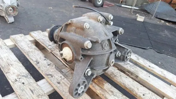 Mercedes W163 2.7 CDI taka-akselin diff OEM 4460310012 image 4