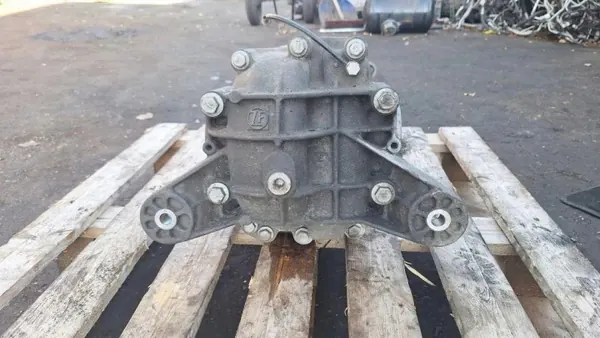 Mercedes W163 2.7 CDI taka-akselin diff OEM 4460310012 image 5