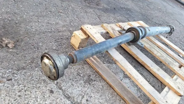Gebruikte Audi OE aandrijfas achter 7L8521102F image 7