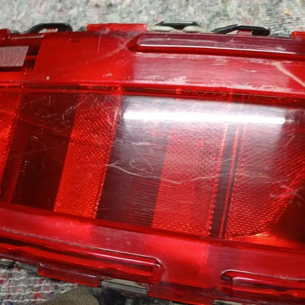Réflecteur antibrouillard arrière gauche Mazda CX-5 II OEM KB8A-515M0 image 4