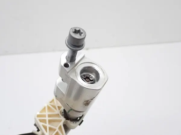 Air Conditioning Hose BMW I4 G26 Gran Coupe eDrive40 image 5