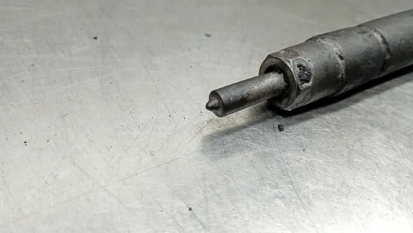 Insprutning A6680701287 Mercedes Vaneo W414 1.7 CDI image 3