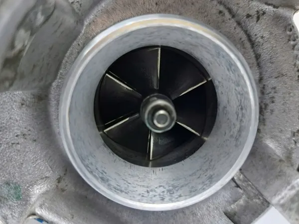 Turbocompressor OEM 03L253016F para VW 2.0 TDI image 10