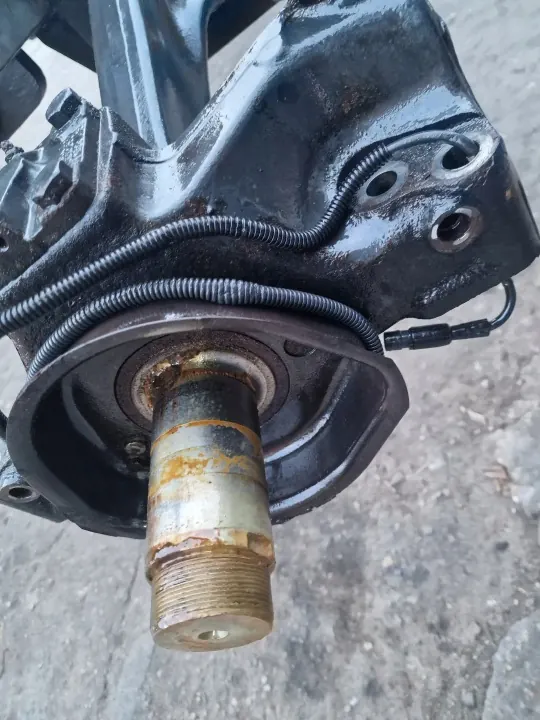 Scanian Etuakselipalkki Jousitus Napa OEM 2327842 image 7