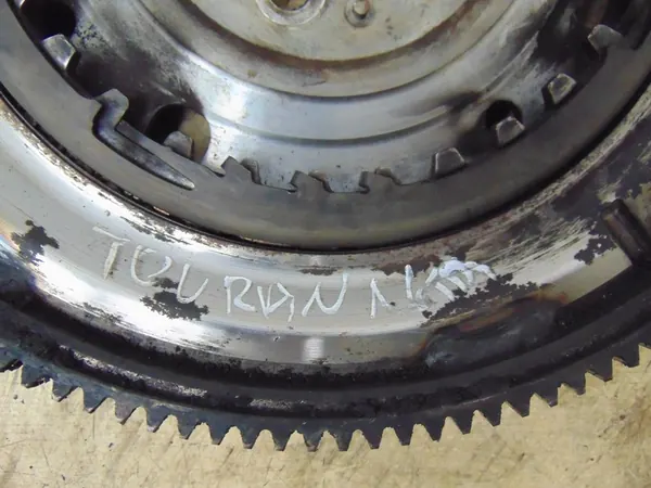 Volante DSG VW Touran 2010- 1.6 TDI image 10