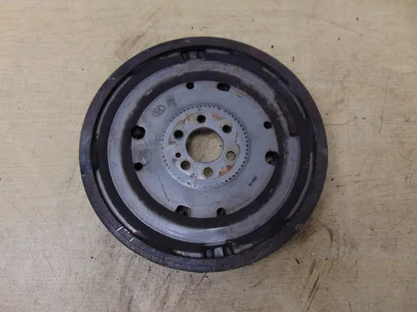 Volante DSG VW Touran 2010- 1.6 TDI image 6