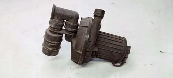 Pompe à air secondaire OEM 022959253 pour Audi A3 3.2 image 3