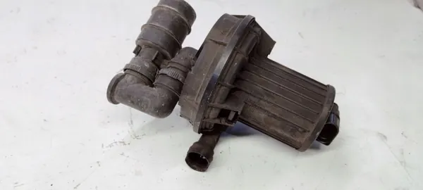 Pompe à air secondaire OEM 022959253 pour Audi A3 3.2 image 6