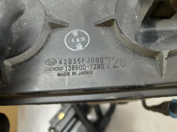 Filtro de carbón Subaru Forester II 2.0 OEM 42035FJ000 image 4