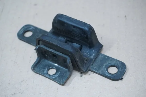 Cerrojo de maletero Nissan Patrol Y61 OEM 00000019 image 2