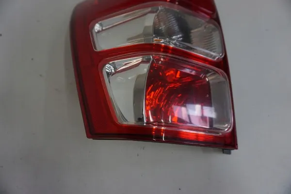 Lámpara trasera izquierda Suzuki Grand Vitara II 2005-2014 image 3