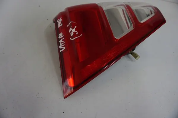 Lámpara trasera izquierda Suzuki Grand Vitara II 2005-2014 image 5