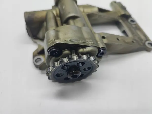 OLJEPUMP BMW E60 3.0 D 7792945 image 4