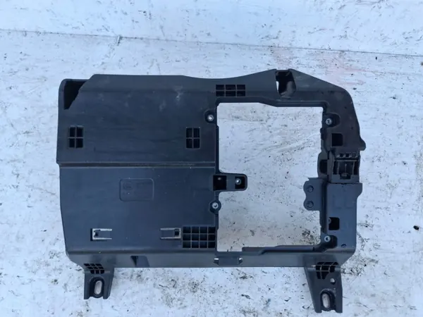 Mercedes zekeringkastdeksel OEM A2475402406 - Gebruikt image 3