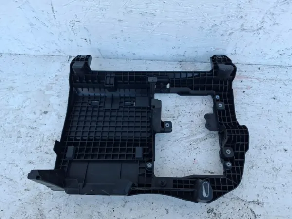 Mercedes zekeringkastdeksel OEM A2475402406 - Gebruikt image 4