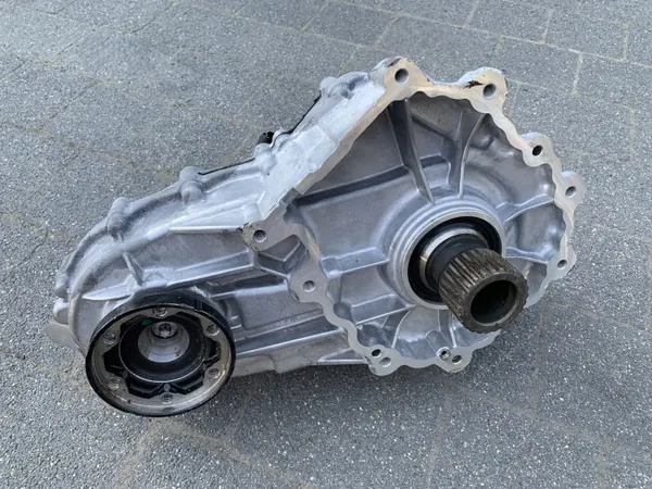 Mercedes Versnellingsbak Diff OEM A1672801700 Gebruikt image 4