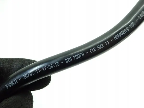 Tubo de óleo Ford Kuga MK1 OEM AV41-7890-BA ROZ image 5