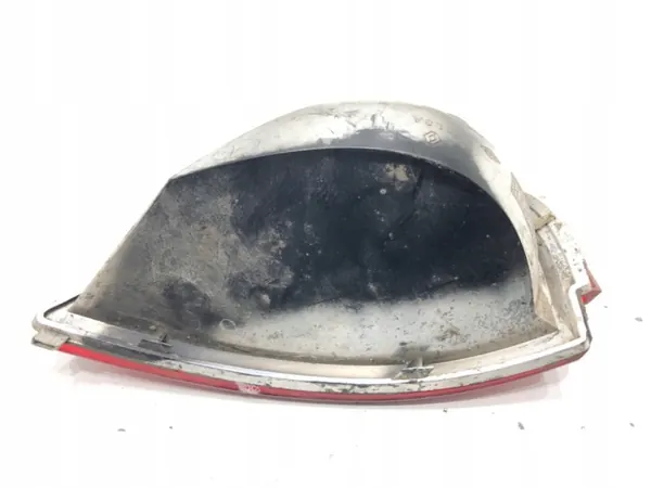 Luz de parachoques trasera derecha OEM LORK-1627-132796 image 3