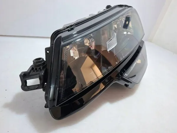 Skoda Karoq 2021 Farol Esquerdo 57B941015A image 7