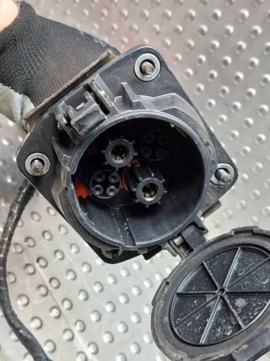 Enchufe de carga EV Nissan Leaf I OEM 296B1 image 4