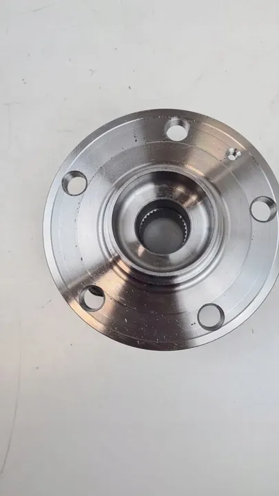 Kit cuscinetto ruota con mozzo SKF VKBA 6556 image 4