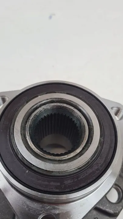 Kit cuscinetto ruota con mozzo SKF VKBA 6556 image 8