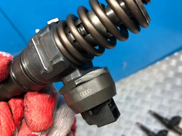 Injetor de bomba SKODA SUPERB I 1.9 TDI 038130079FX image 3