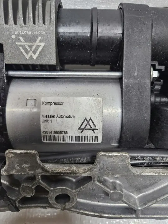 Compressore Sospensione Touareg Cayenne 7P0698007 image 3