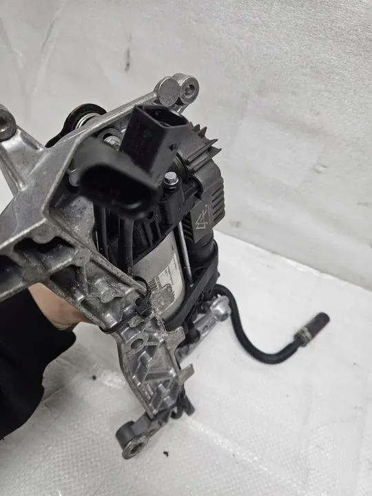 Compressore Sospensione Touareg Cayenne 7P0698007 image 6