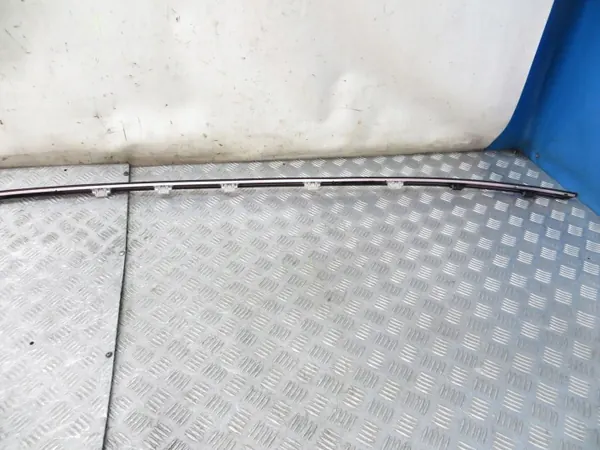 Mercedes W213 takräcke vänster OEM 116/133 image 4