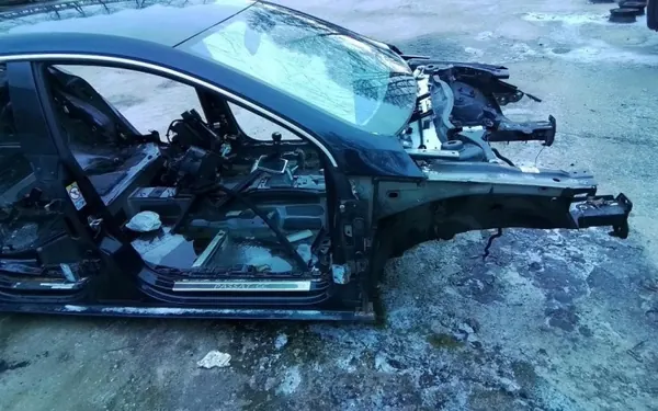 VW Passat CC Fram Höger Sill OEM LC9X - Begagnad image 5