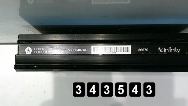 Jeep Grand Cherokee Ljudförstärkare OEM AM-343543 image 3