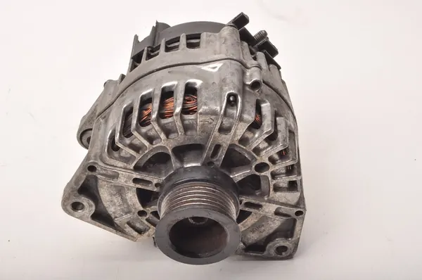 ALTERNATOR MERCEDES W212 W221 W218 4.7 A0141541002 image 3