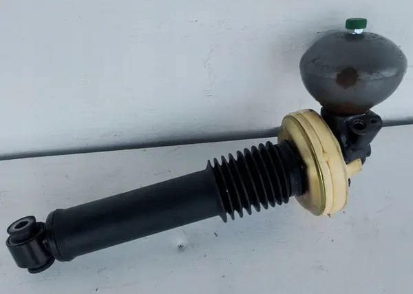 Amortisseur hydraulique avant gauche Citroen C5 III X7 image 3