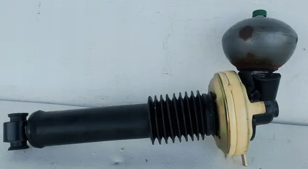 Amortisseur hydraulique avant gauche Citroen C5 III X7 image 4