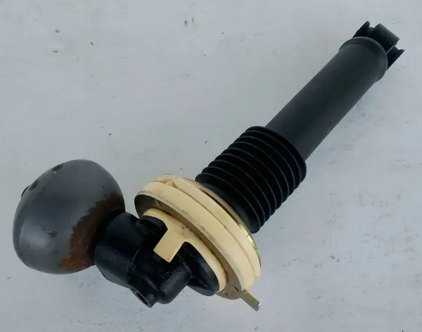 Amortisseur hydraulique avant gauche Citroen C5 III X7 image 7