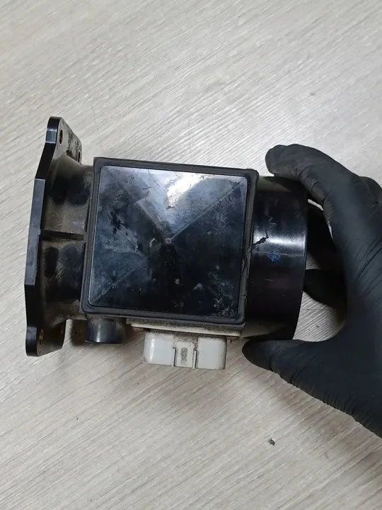 Subaru Legacy MAF-Sensor 22680AA160 image 6